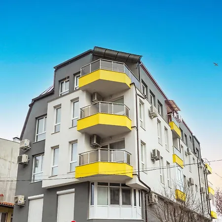 Apartament Ruby Apartments - 2Br & Parking