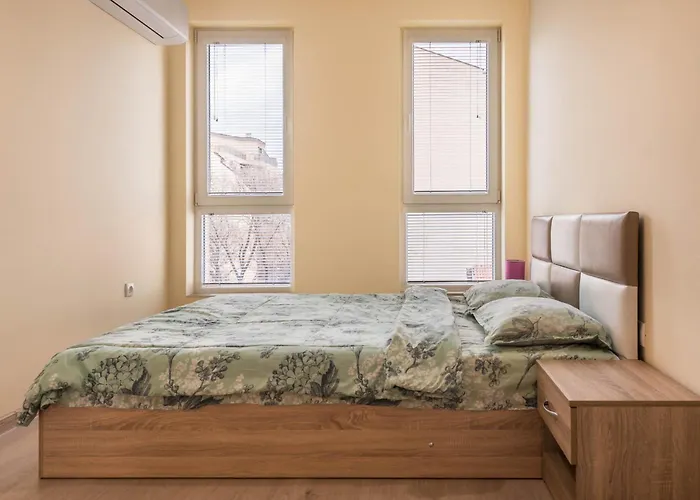 Апартаменты Maxy - 2bedroom & Parking