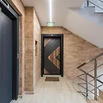 Maxy - 2bedroom & Parking Varna