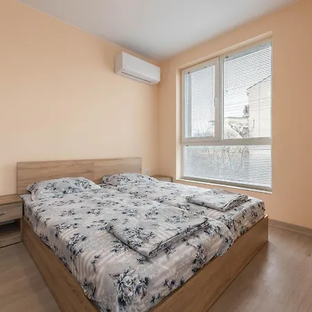 Ruby Apartments - 2Br & Parking アパート